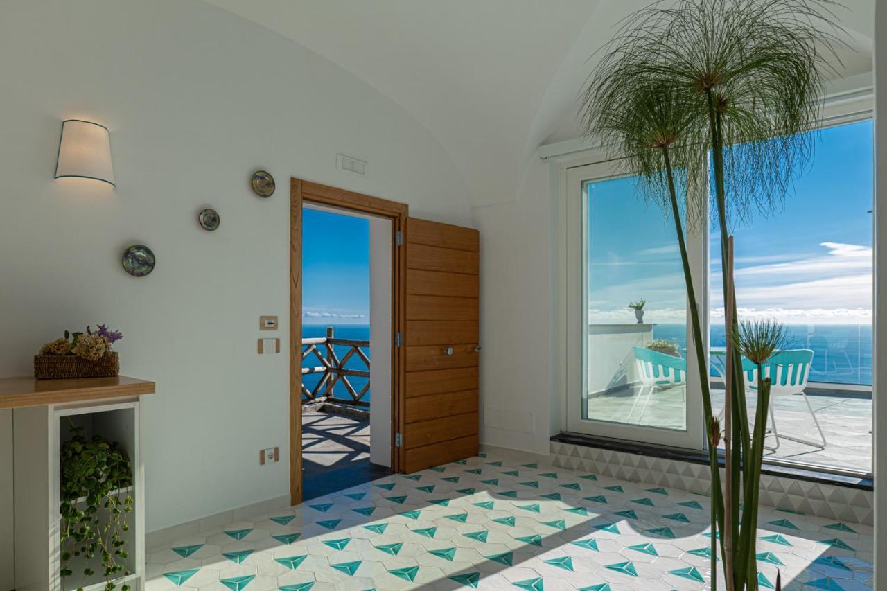 Petrea Lifestyle Suites Positano Exterior photo