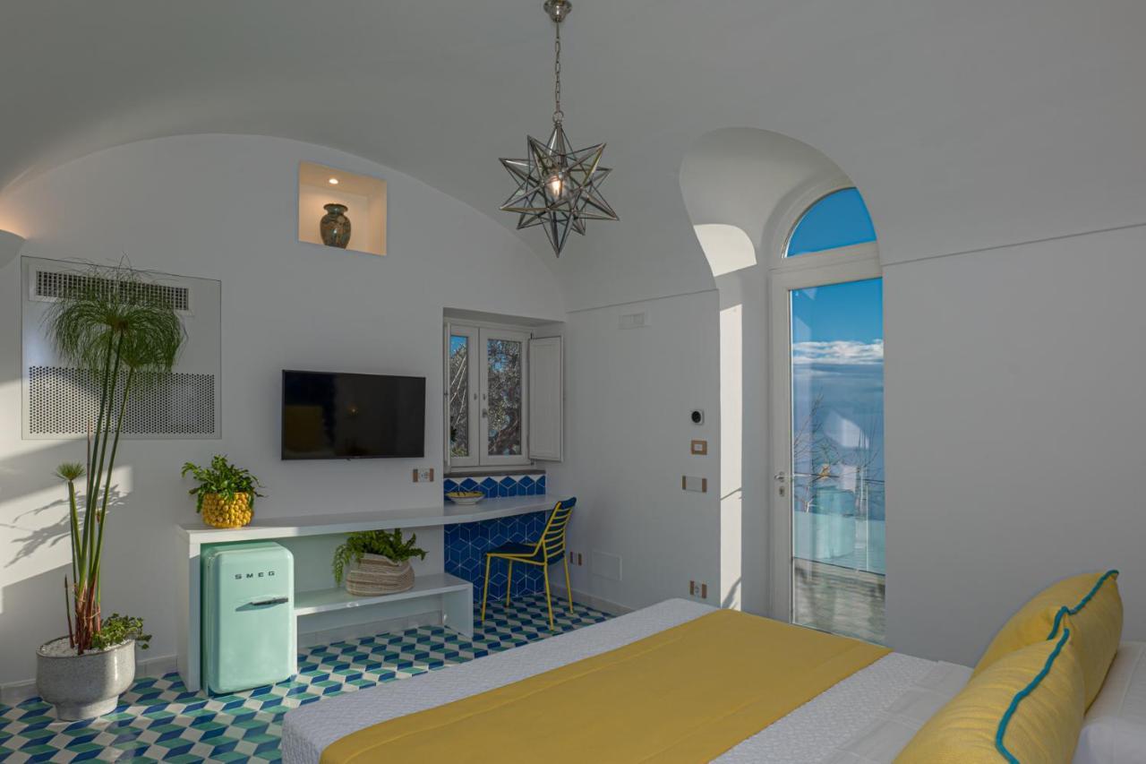 Petrea Lifestyle Suites Positano Exterior photo